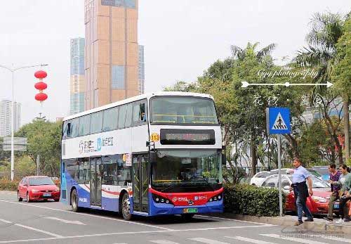 深圳巴士租車:22座車貴過48座,何解?