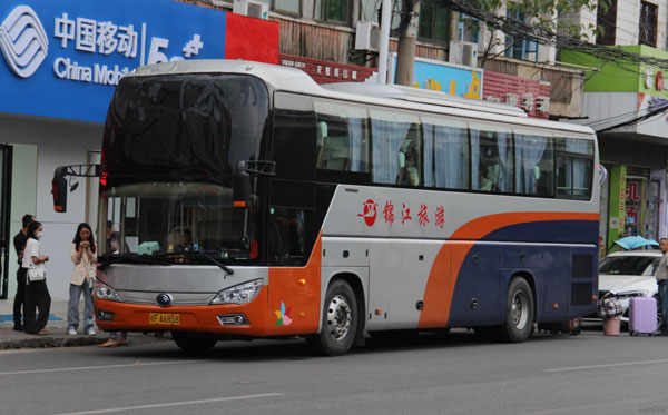 深圳市年會大巴車通常選用哪些車型？（深圳年會用車）