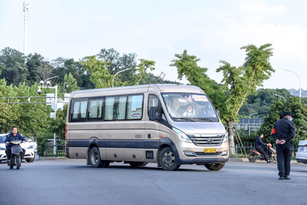 （北京班車租賃采購價格）采購價格各異，統一準則在此